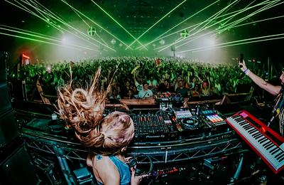 Ingyenes online DJ-kurzust indít az AlphaTheta és a FEMME HOUSE