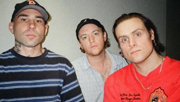 DMA’s cím nélküli új albumot jelentett be, megérkezett a „Heatin’ Park”