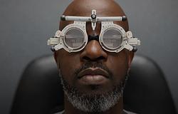 Black Coffee ingyenes szemvizsgálatot és szemüveget biztosít dél-afrikai gyerekeknek