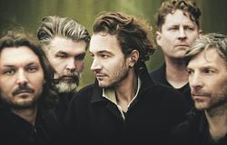 Editors bejelentette a Surface, Echo & Sound albumot, megérkezett a The Rush