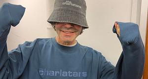 Tim Burgess ingyenes Merch Marketet szervez Londonban