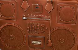 Hermès Boombox Plume: luxus találkozása a retro hangzással