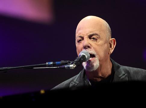 Billy Joel elhatárolódik az engedély nélküli életrajzi filmtől