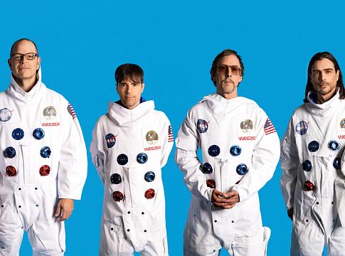 Weezer bejelentette a The Gold Albumot – itt a We Might As Well Be Strangers Karly Hartzmannal