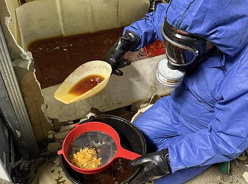 Hatalmas droglabort lepleztek le Berlin közelében – tíz konténernyi vegyi anyagot találtak