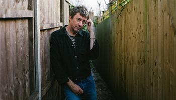 Graham Coxon három klasszikus szólólemeze is új kiadásban tér vissza
