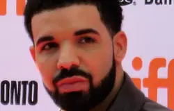 Drake kulcstanút idéz be a Universal Music elleni perében