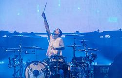 Travis Barker: Louder Than Fear – itt a premier és a streaming dátum