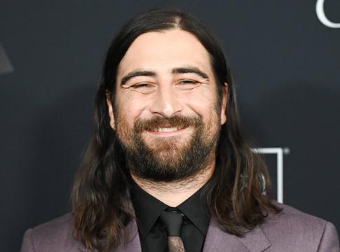 Noah Kahan üzent a furryknek: mindenkit szívesen lát a koncertjein