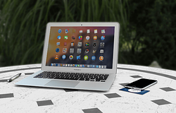 Brüsszel szigorít: az EU nyomás alá helyezi a techóriásokat a fiatalok online védelméért