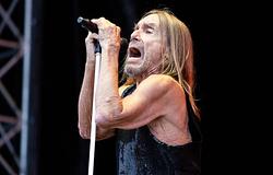 Iggy Pop először adta elő élőben a 'Punkrocker'-t