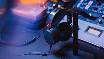 Sennheiser HD 480 PRO: zárt fejhallgató, ami végre rendBe teszi a basszust