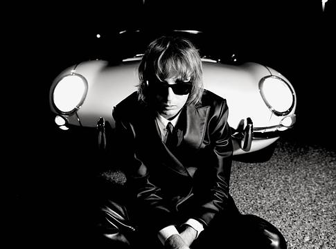 Thomas Raggi bemutatkozott szólóban a Masquerade albummal