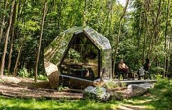 Öt magyar luxuskabin maradt üresen a bezárt Brooklyn Mirage tetején