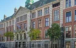 UMG lendületből veszi vissza a részvényeit, miközben az igazgatóság a Pershing-féle felvásárlást mérlegeli