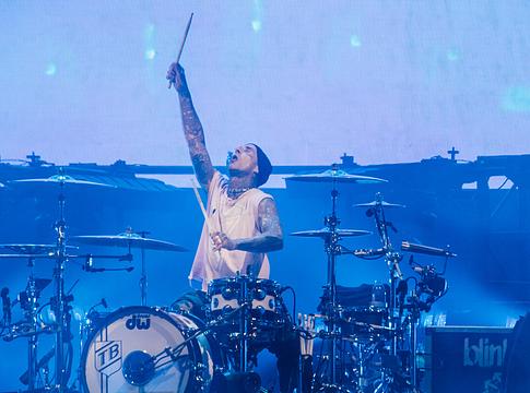 Travis Barker: Louder Than Fear – itt a premier és a streaming dátum