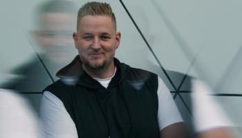 Dennis Quin a Solid Grooves-nál indítja az évet a Bootycall-lal