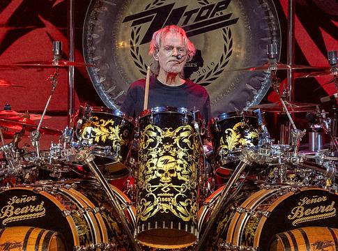 Elhunyt Frank Beard, a ZZ Top dobosa