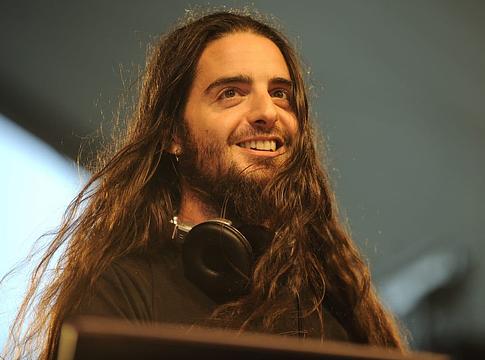 Bassnectar zenéje a Universal Studios új Fast & Furious attrakciójában