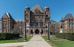 Ontario rászáll a jegyüzérkedésre: betartatják Észak-Amerika legszigorúbb tilalmát