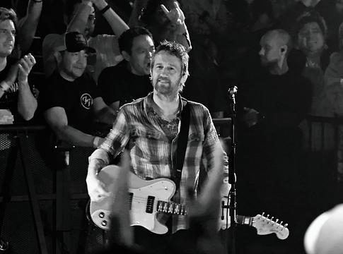 Chris Shiflett megvédte Macklemore palesztinpárti kiállását