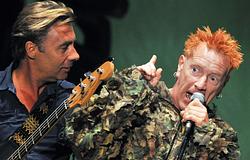 Glen Matlock: a Sex Pistols nem “tribute act” – Lydon visszatérése kizárt
