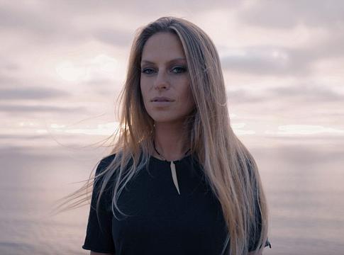 Nora En Pure új single-je: „Space” – fény és sötétség tökéletes egyensúlya
