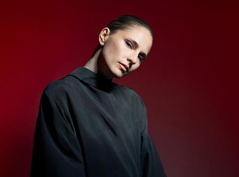 Natascha Polké új EP-je a hajnal érzelmi pillanatait ragadja meg