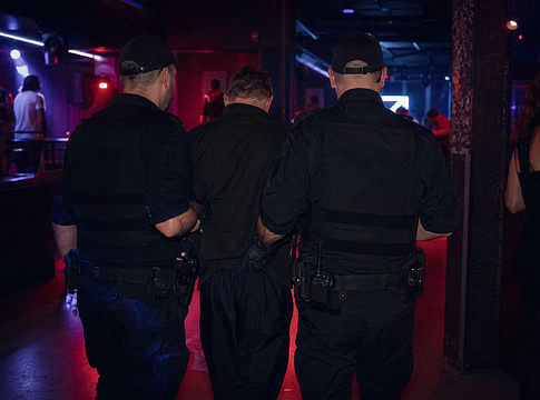 Börtönre ítélték egy orosz klub három munkatársát