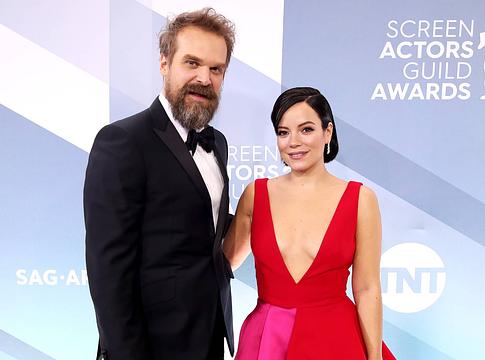David Harbour: „It was weird” Lily Allen West End Girl-lemezéről