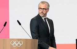 Casey Wasserman eladásra kínálja ügynökségét a botrány után