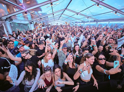 A Caprices Festival 2026-ban új alpesi csúcsra költözik