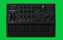 Űrből érkezett szinti: visszatért az Arturia MicroBrute UFO limitált kiadásban