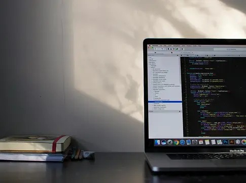 Anthropic visszahívta a tömeges GitHub-eltávolítást a véletlenül kiszivárgott Claude-kód miatt