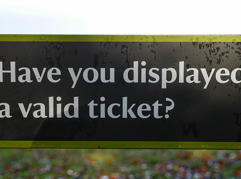 Vizsgálat: a StubHub vezérigazgatója jegyviszonteladó cégben is érdekelt