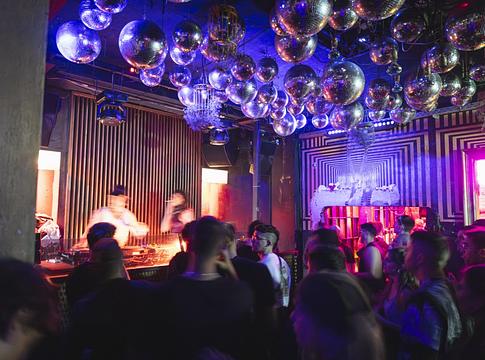 Megújul a berlini Renate Club: új hangzás, új tér, változatlan szellemiség