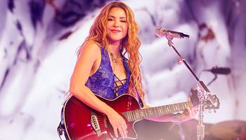 Shakira és a FIFA 500 ezer dollárt ad a venezuelai földrengés érintettjeinek oktatására