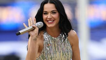 Katy Perry elítéli, hogy a White HoUSe a Fireworkre vágta az iráni csapásokról szóló videót