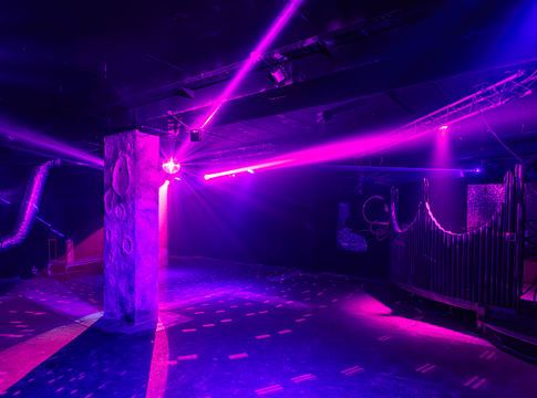 Egy régi húsüzemből lett Ballenstedt új techno központja: a Feinkost Club