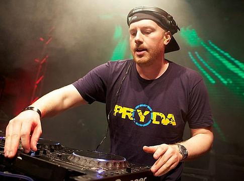 Eric Prydz beismerte: előre felvett szettet játszott a Sónar Fesztiválon