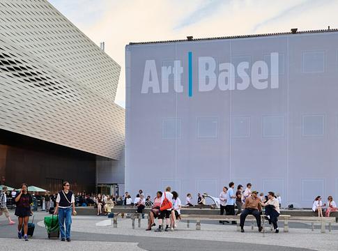 Az Art Basel jövőjéről tárgyal Miami Beach – a klubélet is sokat veszíthetne