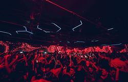 Csúcstechnológiás hanggal és 360 fokos LED fallal újít az Amnesia Milano