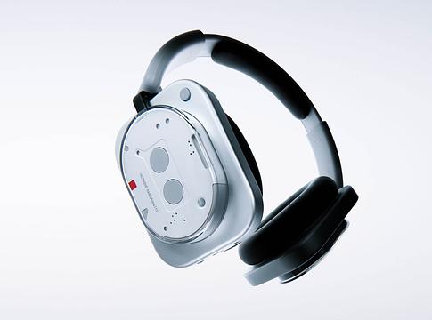 Nothing Headphone (1) – a zene új dimenziója a Teenage Engineering és KEF együttműködésében