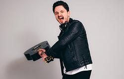 Hrag Beko visszatért az Adesso Musichoz: itt a „Let Me Tell You”