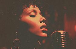 AI-előadó a Spotify élén: Sienna Rose berobbanása új vitákat indít