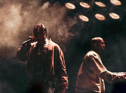 Olasz hatóságok lefújták a Kanye West–Travis Scott koncerteket Reggio Emiliában