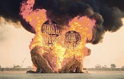 Harmadára esett a huszonévesek aránya a Burning Manen