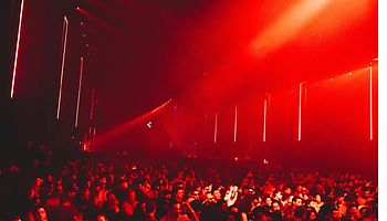 Jogi csata a színfalak mögött: csődeljárás és belső harcok rázzák meg a Brooklyn Storehouse világát