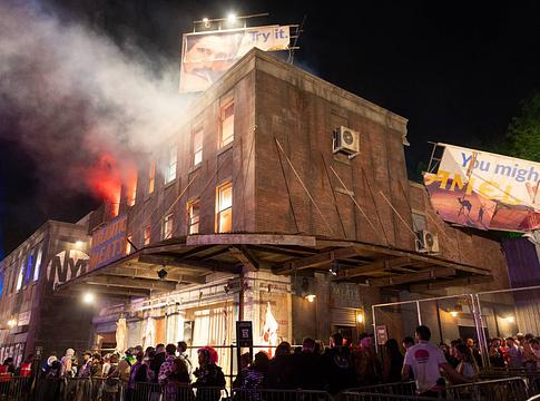 A Glastonbury Block9 2025 legjobb pillanatai mixben térnek vissza