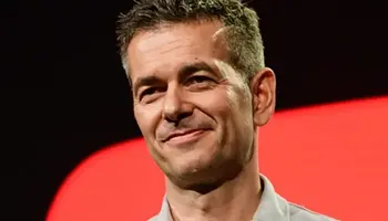 Vegyes képet mutat a Warner Music Group 2025 vége: nőtt a bevétel, csökkent a profit